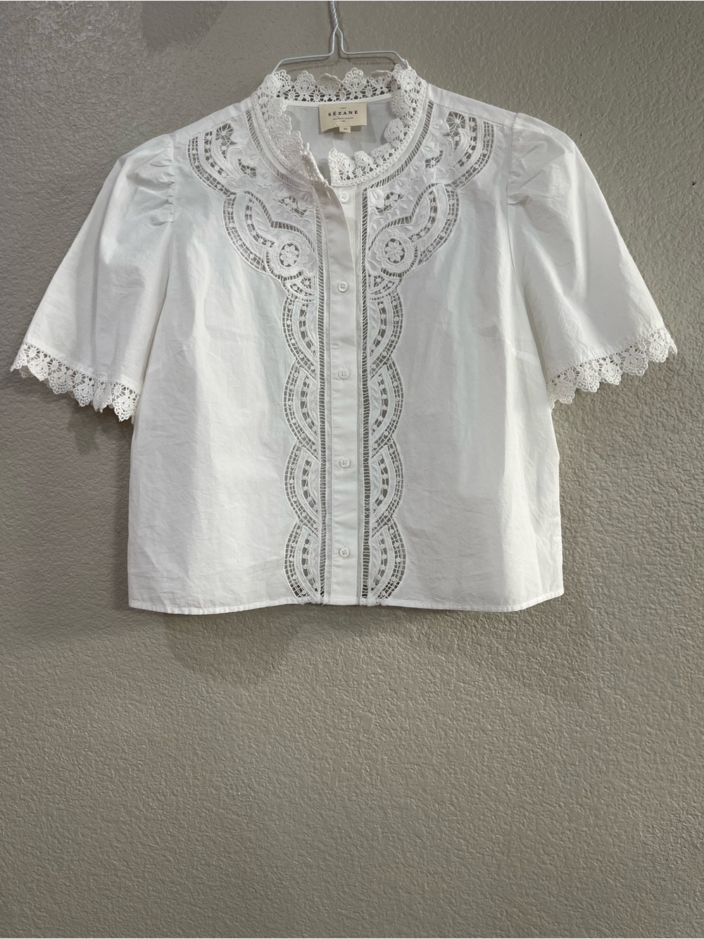 Sézane Eponine White Lace-Trim button down short sleeve blouse - Picture 2 of 13